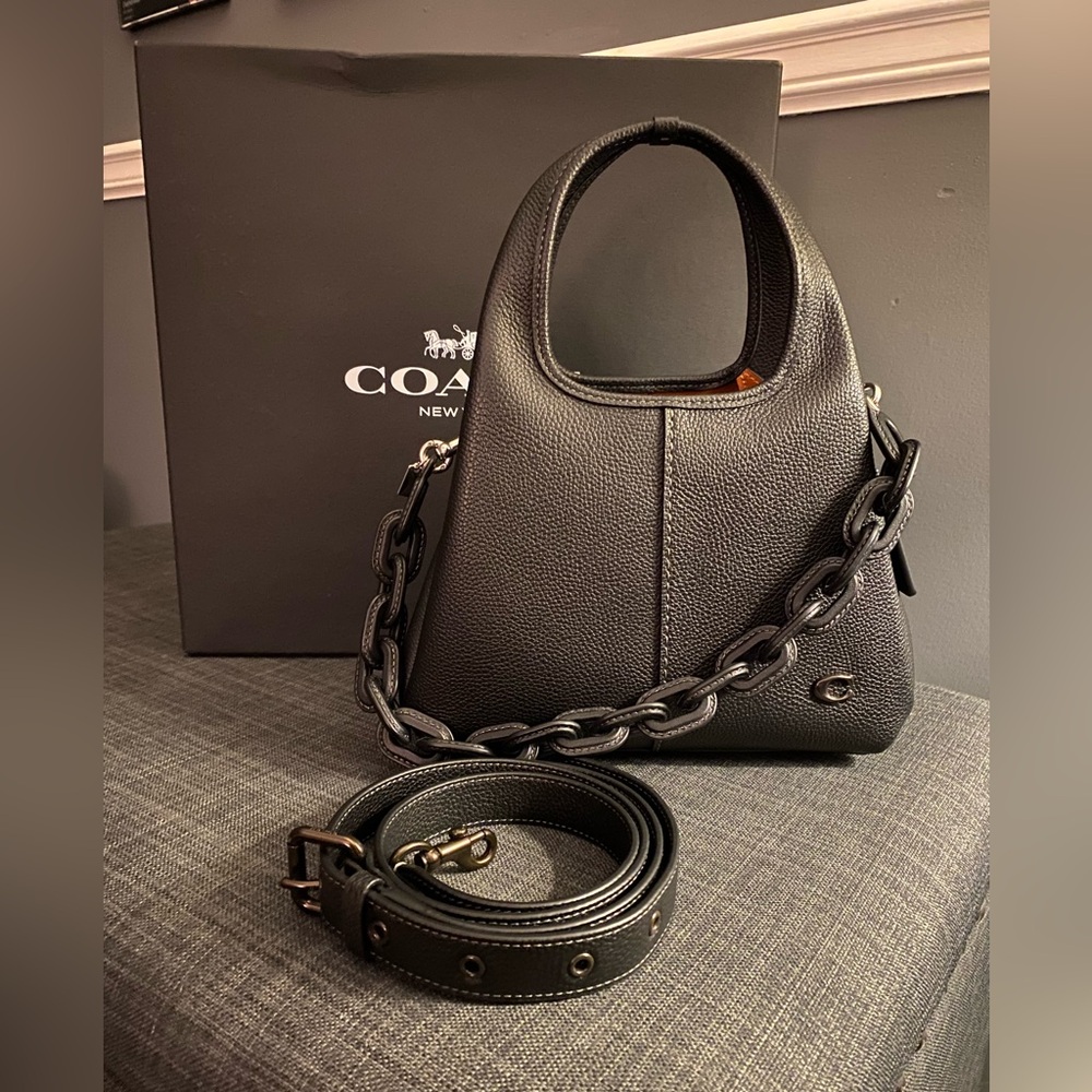 Coach Lana Shoulder Bag 23